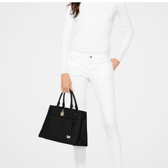 Michael Kors Tote Handbag Black - Picture 2 of 8